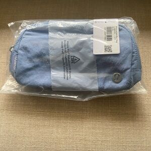 NEW Lululemon Everywhere Belt Bag NWT